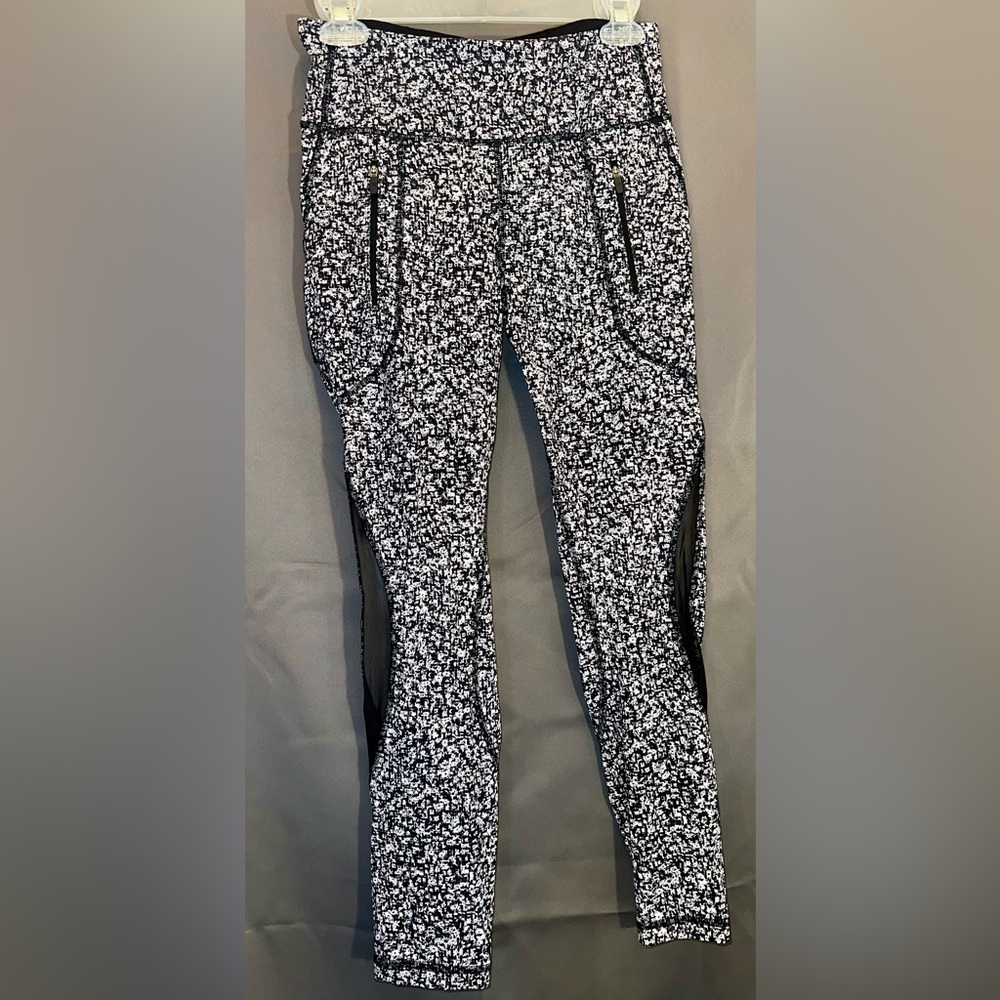 lululemon invigorate tight daisy dust alpine - Picture 2 of 9